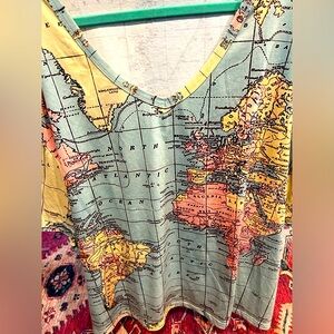 4X plus polyester map print top